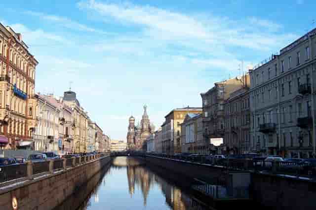 每天早晨脚底热(早晨脚底出汗)